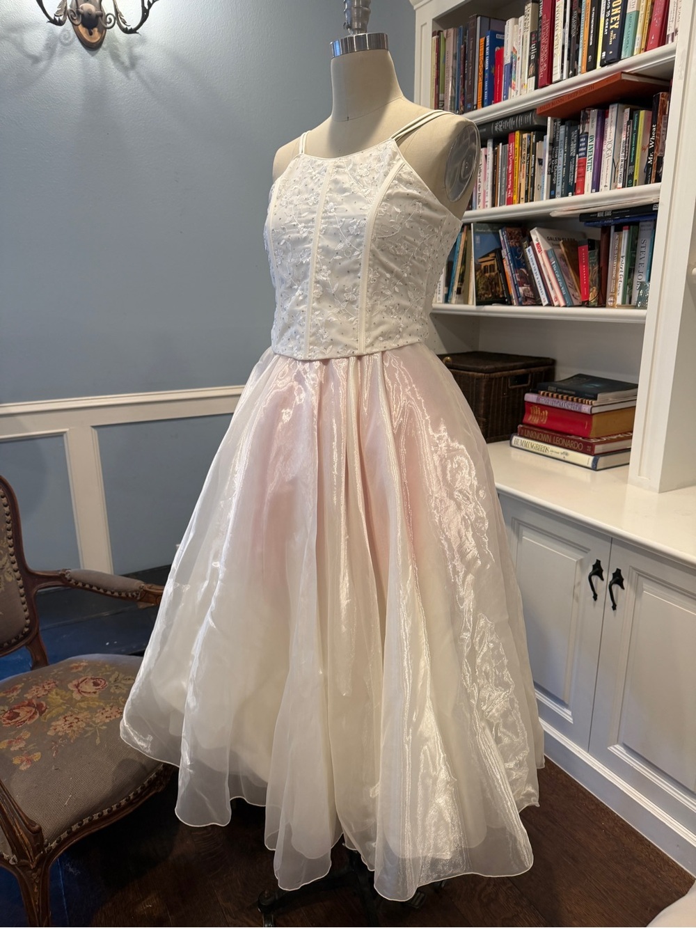 Vintage Ivory Lace Spaghetti-Strap Prom Dress - Picture 7 of 10